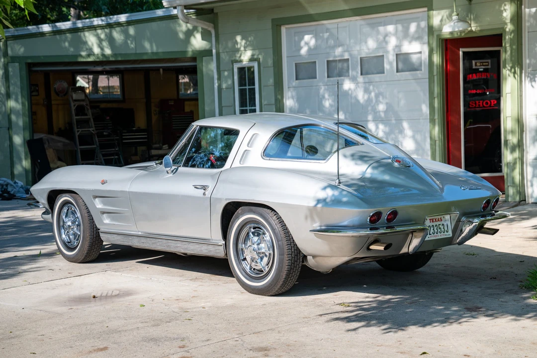 1963 Chevrolet Corvette C2 - Image 9 of 31