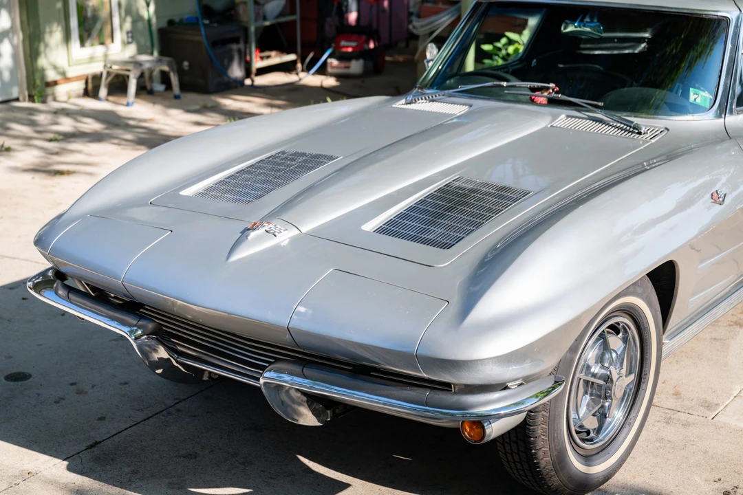 1963 Chevrolet Corvette C2 - Image 11 of 31