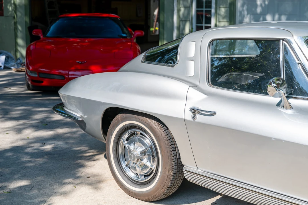 1963 Chevrolet Corvette C2 - Image 23 of 31
