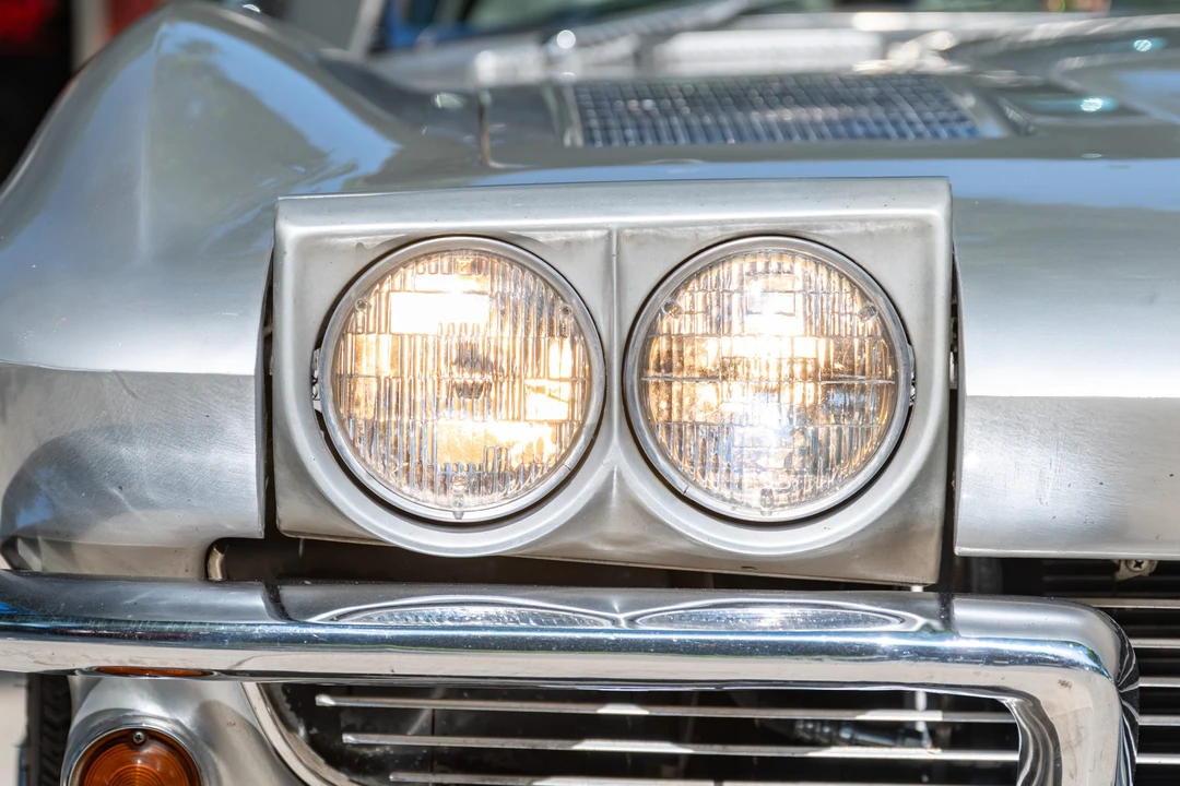 1963 Chevrolet Corvette C2 - Image 28 of 31