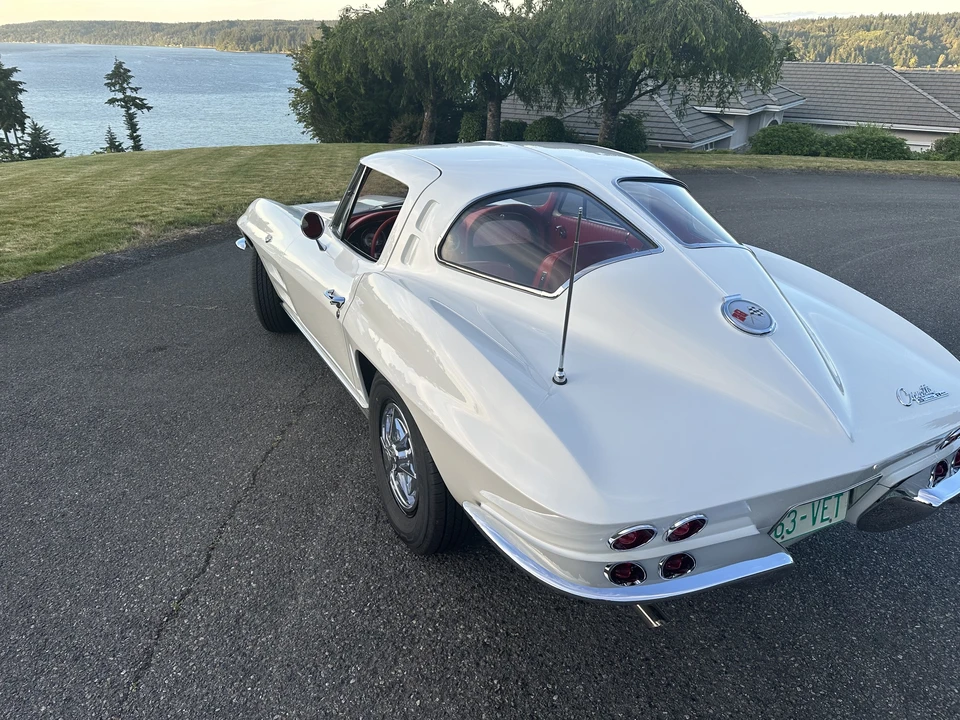 1963 Chevrolet Corvette C2 - Image 13 of 31
