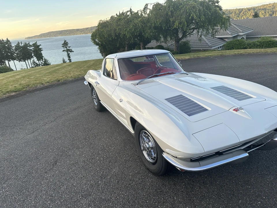1963 Chevrolet Corvette C2 - Image 10 of 31
