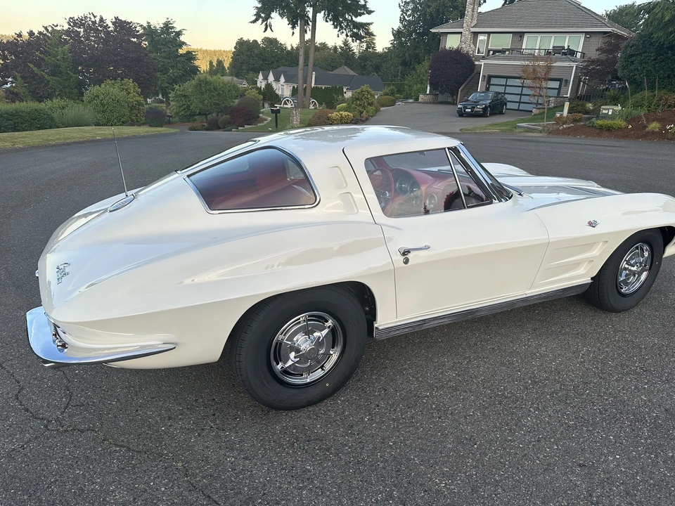 1963 Chevrolet Corvette C2 - Image 12 of 31