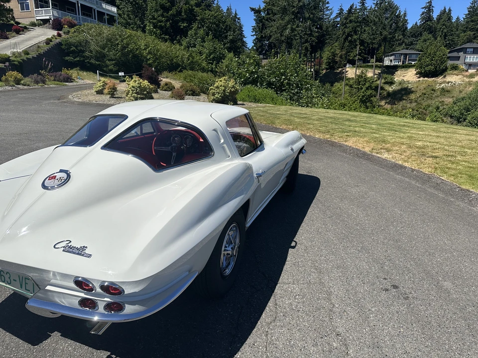 1963 Chevrolet Corvette C2 - Image 14 of 31