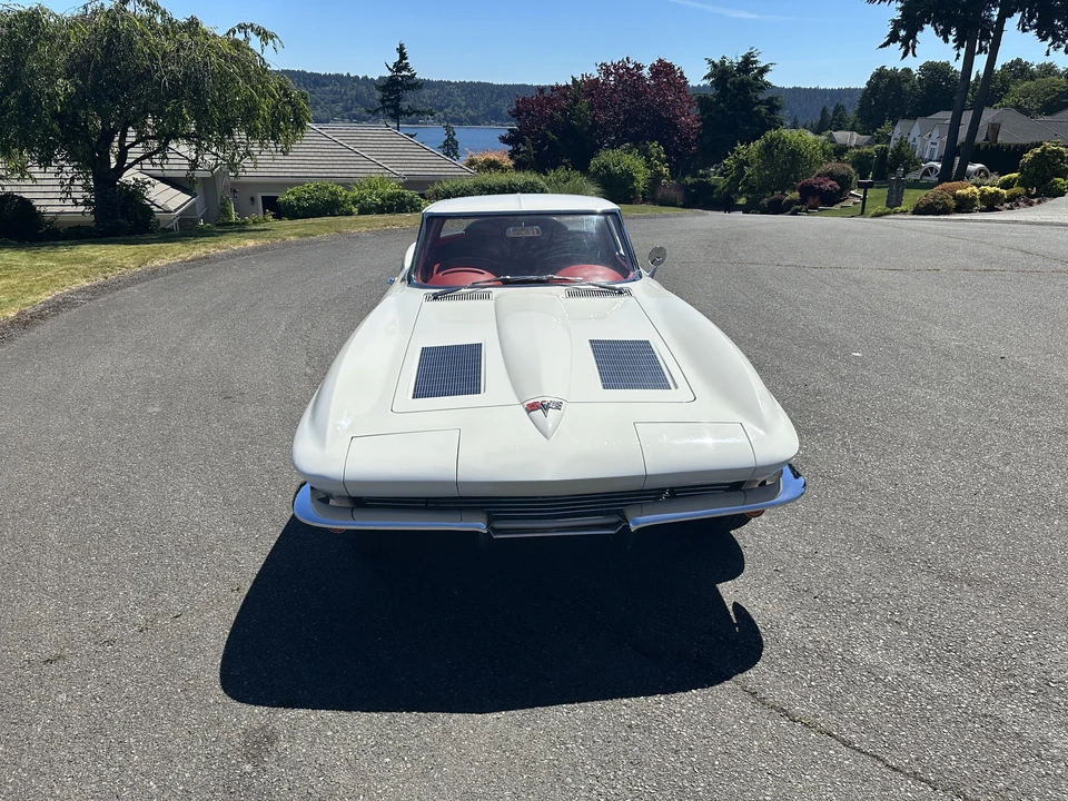 1963 Chevrolet Corvette C2 - Image 8 of 31