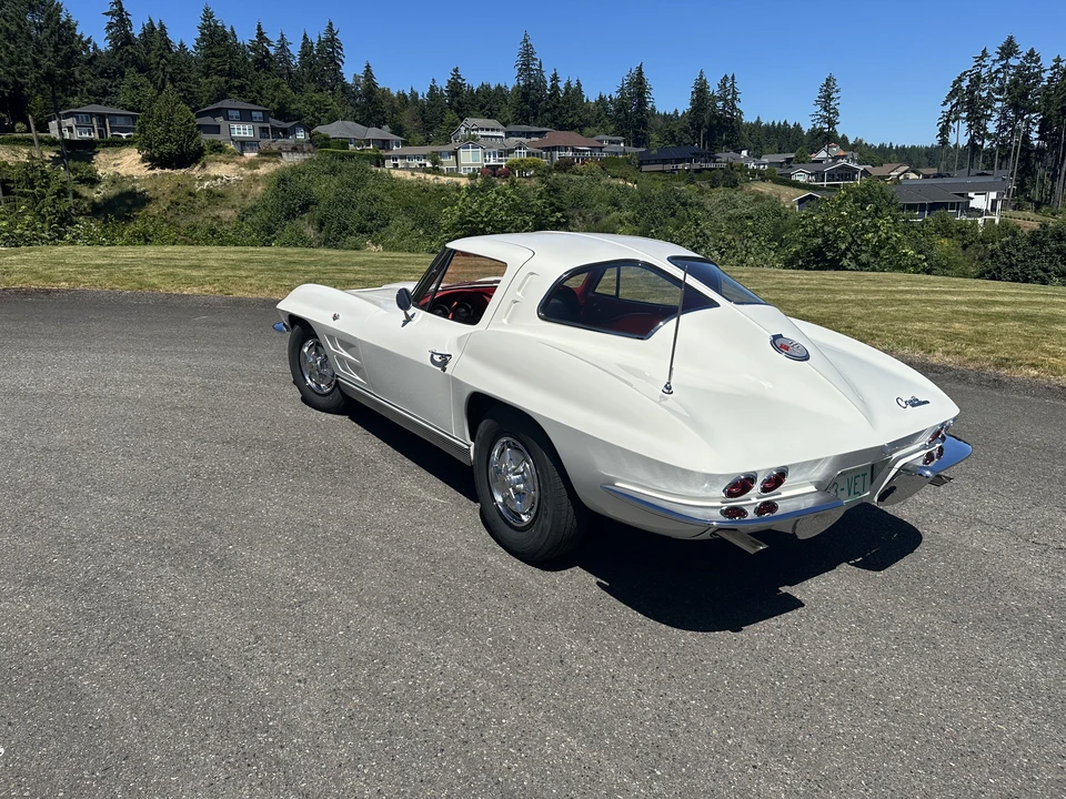 1963 Chevrolet Corvette C2 - Image 4 of 31