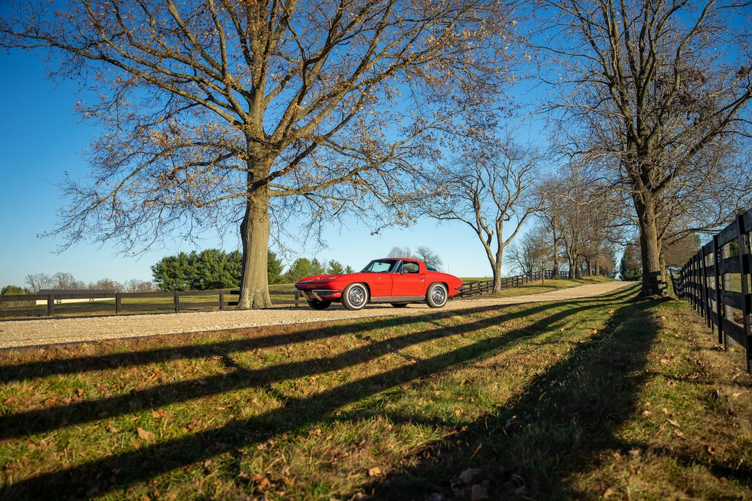 1963 Chevrolet Corvette C2 - Image 30 of 31