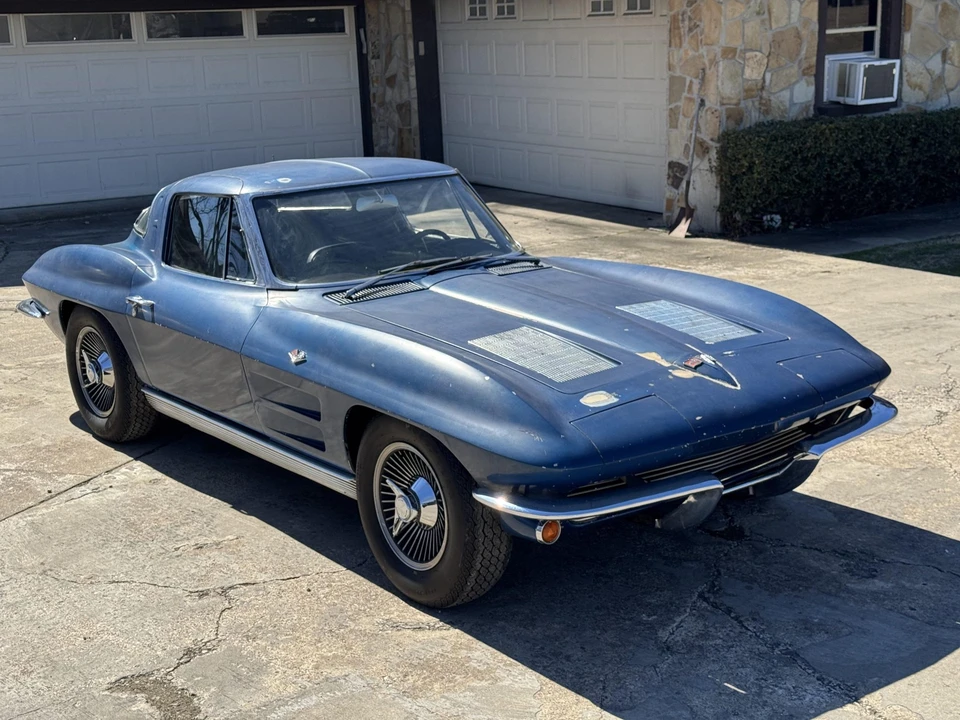 1963 Chevrolet Corvette C2 - Image 11 of 31