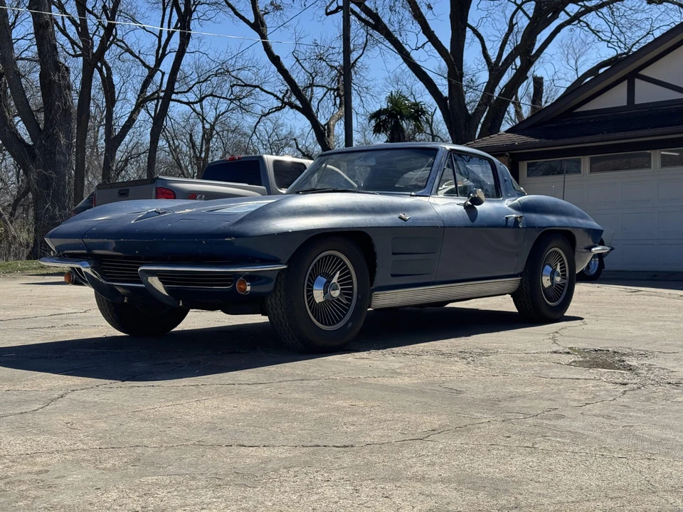 1963 Chevrolet Corvette C2 - Image 2 of 31