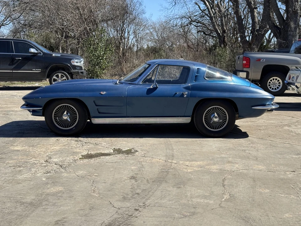 1963 Chevrolet Corvette C2 - Image 26 of 31