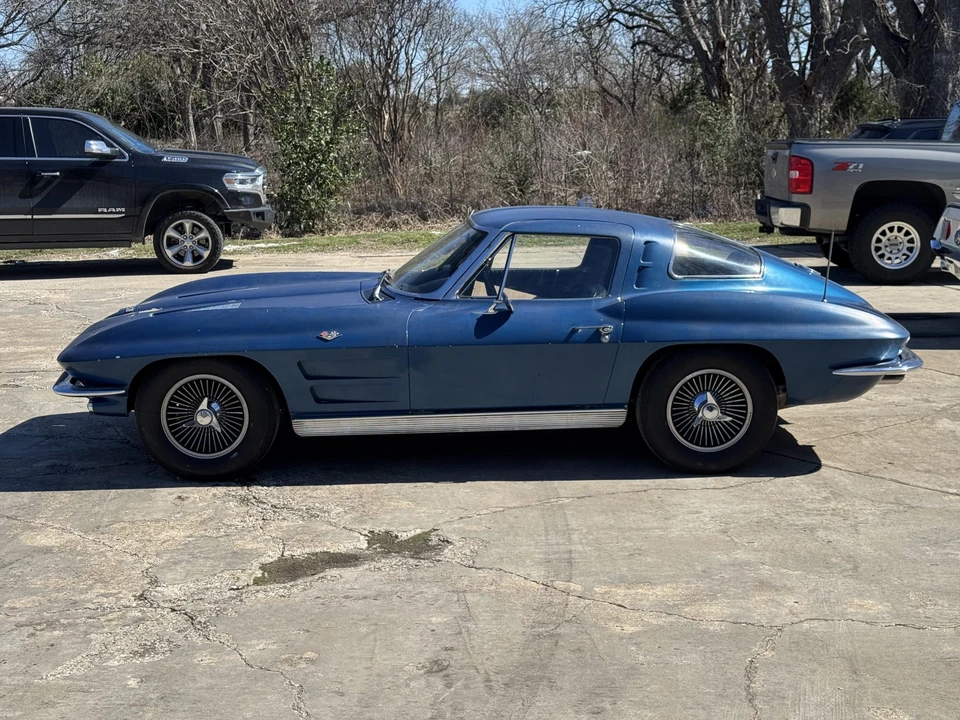 1963 Chevrolet Corvette C2 - Image 27 of 31