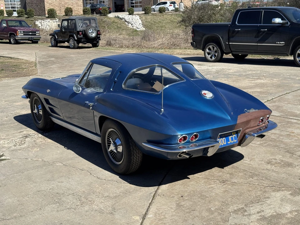 1963 Chevrolet Corvette C2 - Image 24 of 31