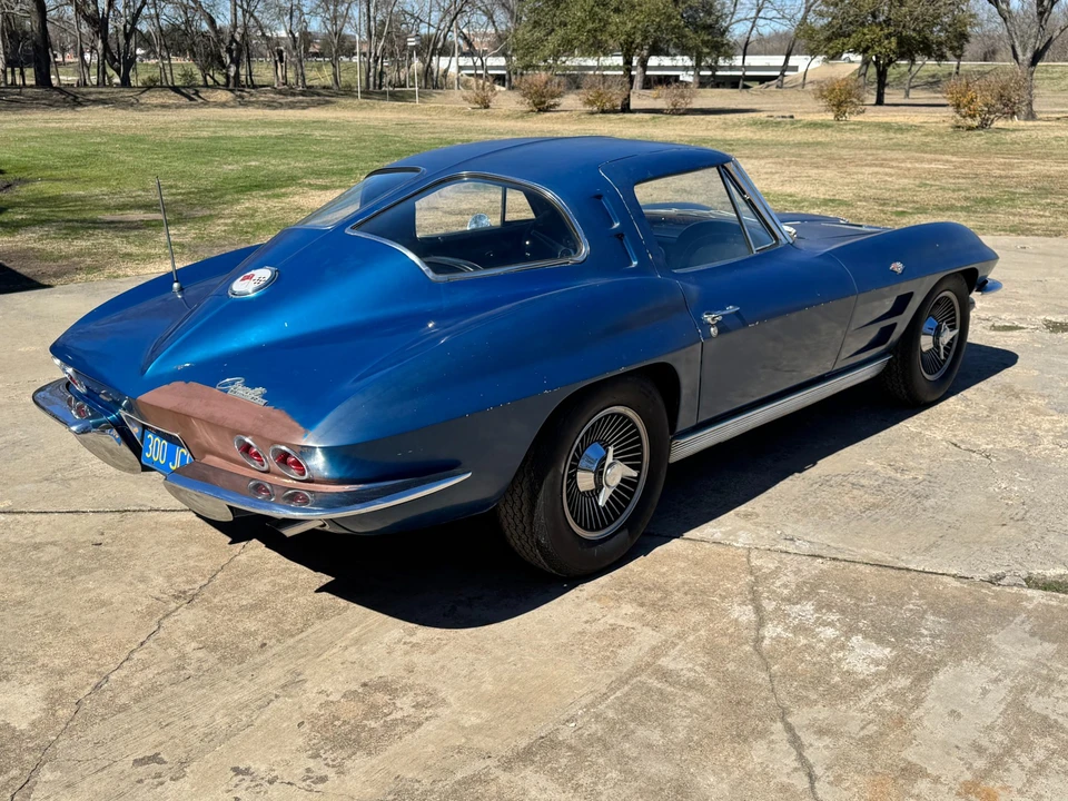 1963 Chevrolet Corvette C2 - Image 17 of 31