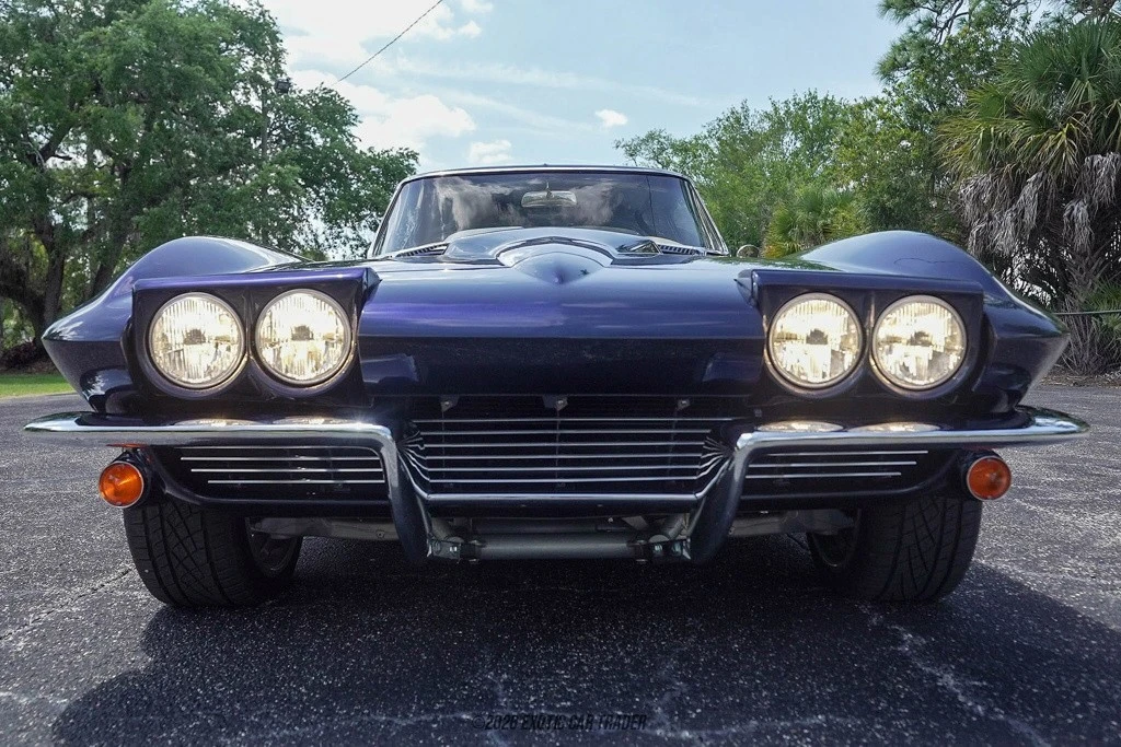 1963 Chevrolet Corvette C2 - Image 16 of 24