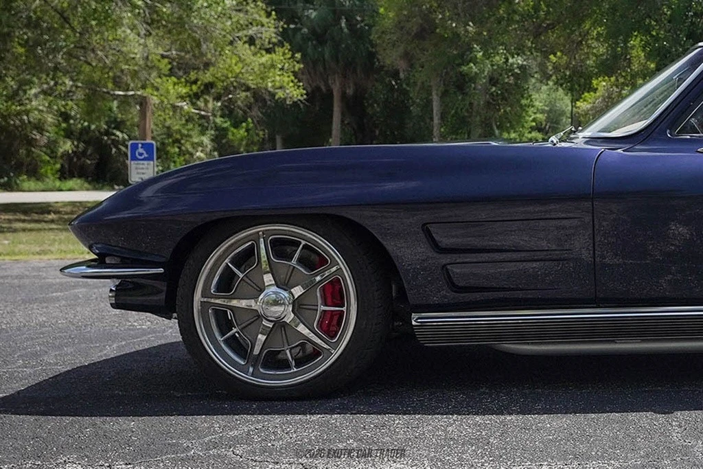 1963 Chevrolet Corvette C2 - Image 4 of 24