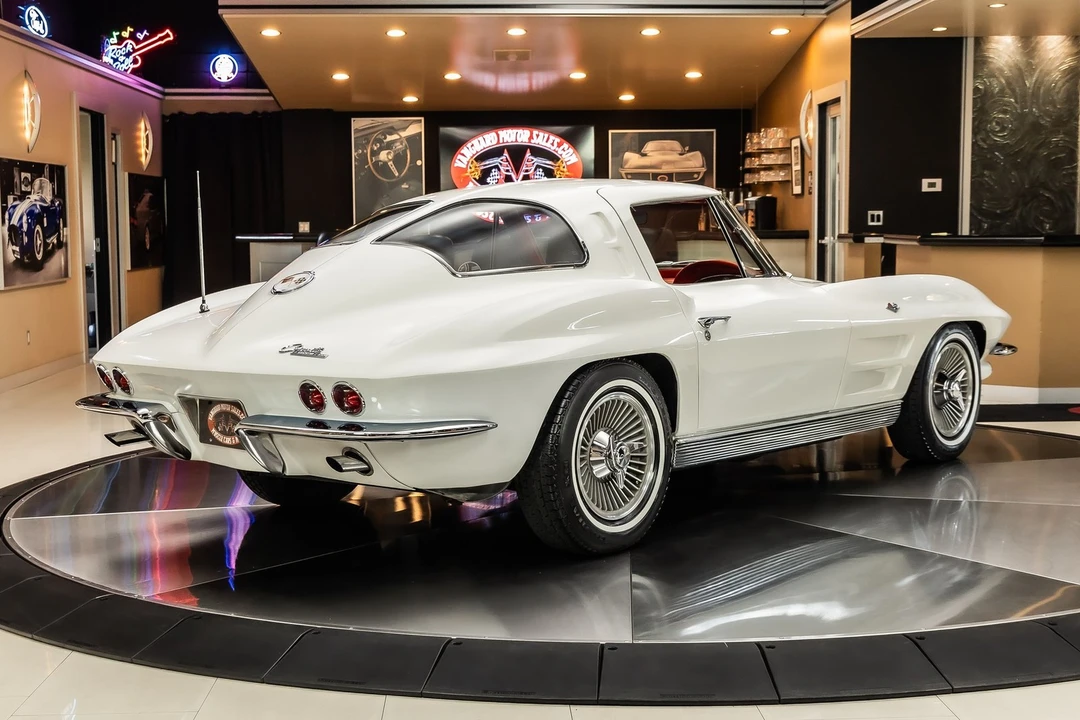 1963 Chevrolet Corvette C2 - Image 12 of 21