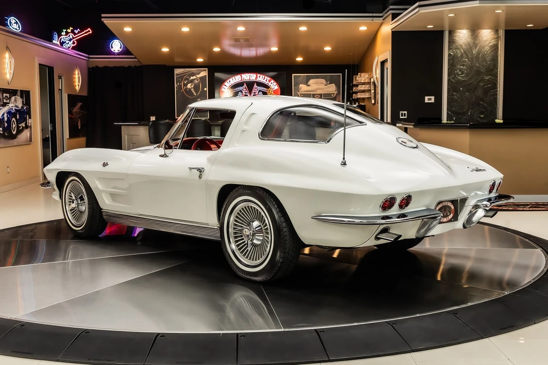 1963 Chevrolet Corvette C2 - Image 16 of 21
