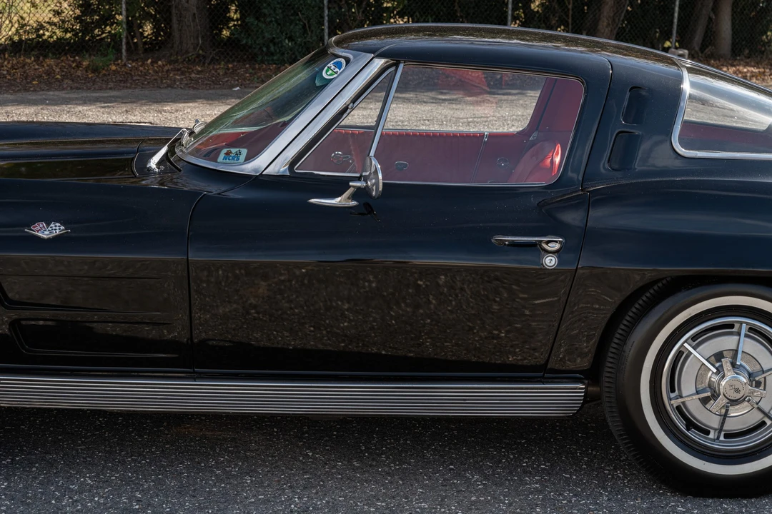 1963 Chevrolet Corvette C2 - Image 28 of 31