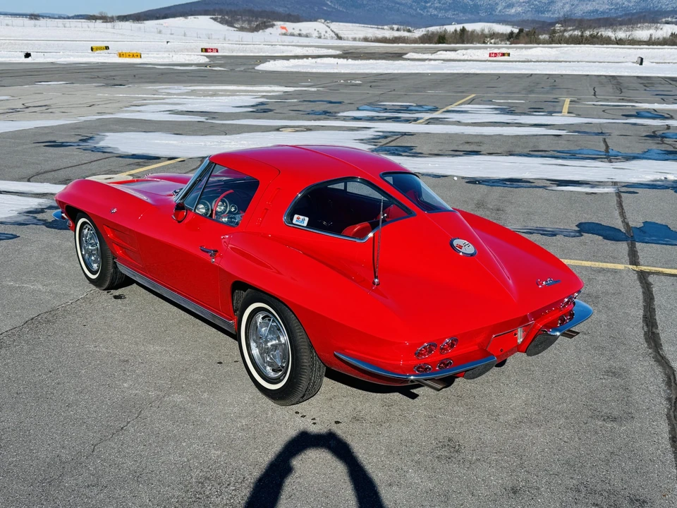 1963 Chevrolet Corvette C2 - Image 18 of 31