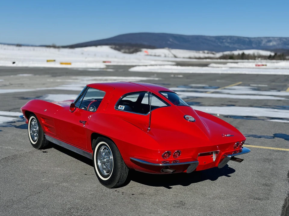 1963 Chevrolet Corvette C2 - Image 21 of 31