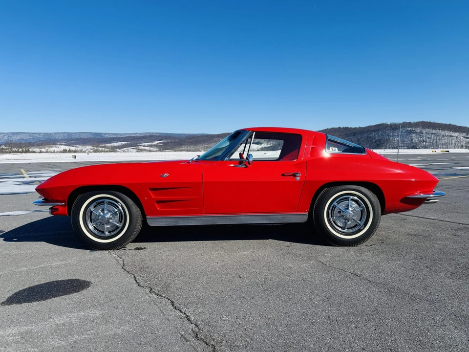 1963 Chevrolet Corvette C2 - Image 10 of 31