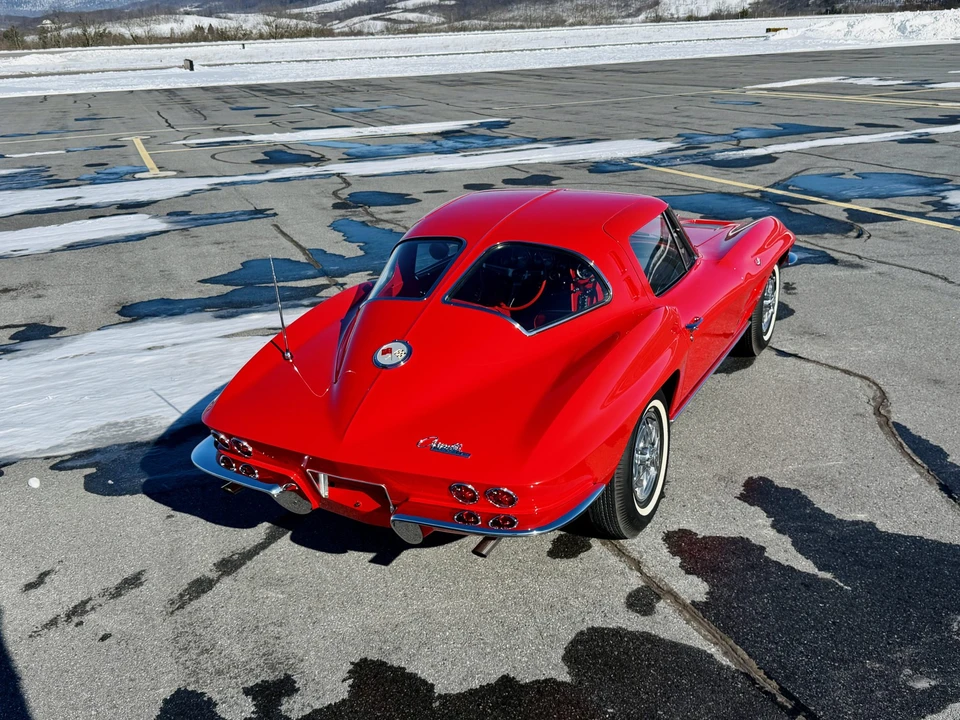 1963 Chevrolet Corvette C2 - Image 30 of 31