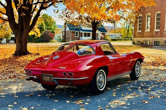 1963 Chevrolet Corvette C2 Split-Window Coupe L75 327/300