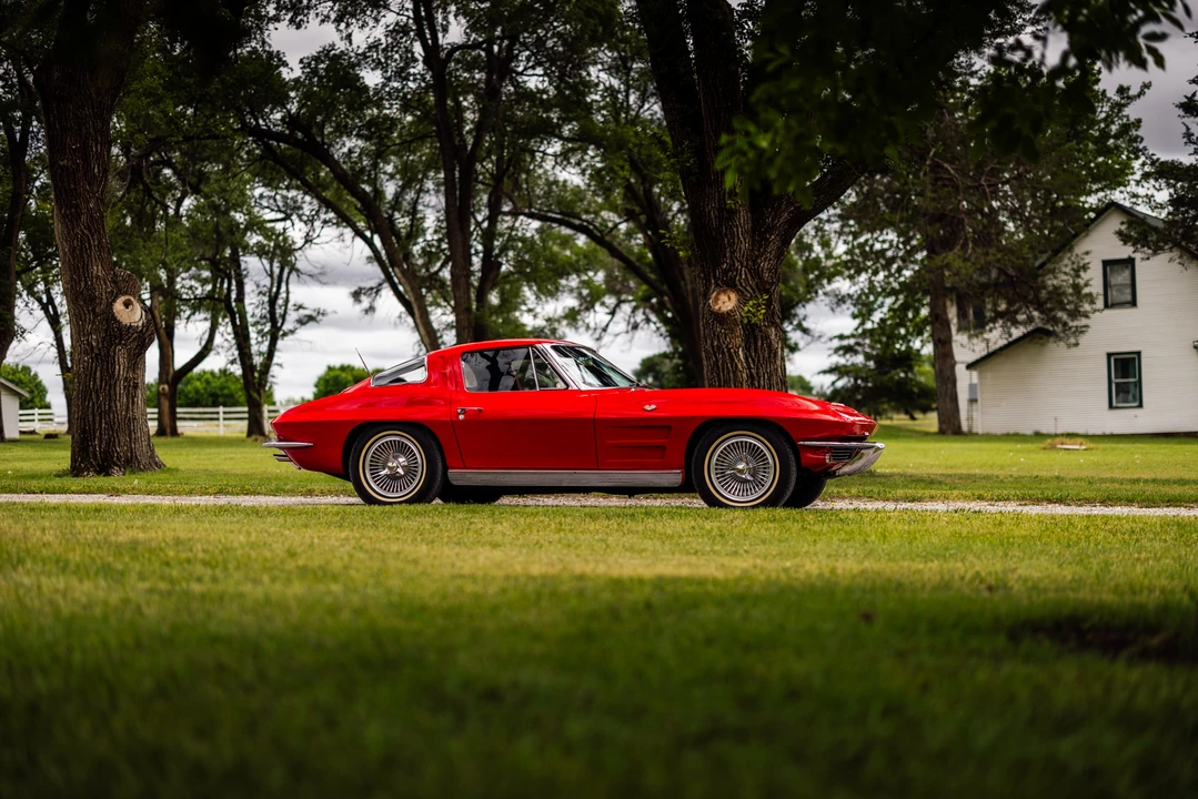 1963 Chevrolet Corvette C2 - Image 5 of 31