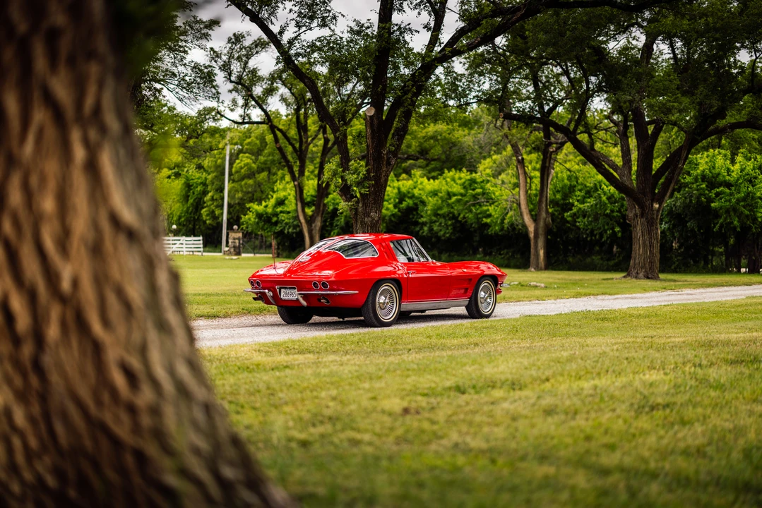 1963 Chevrolet Corvette C2 - Image 10 of 31