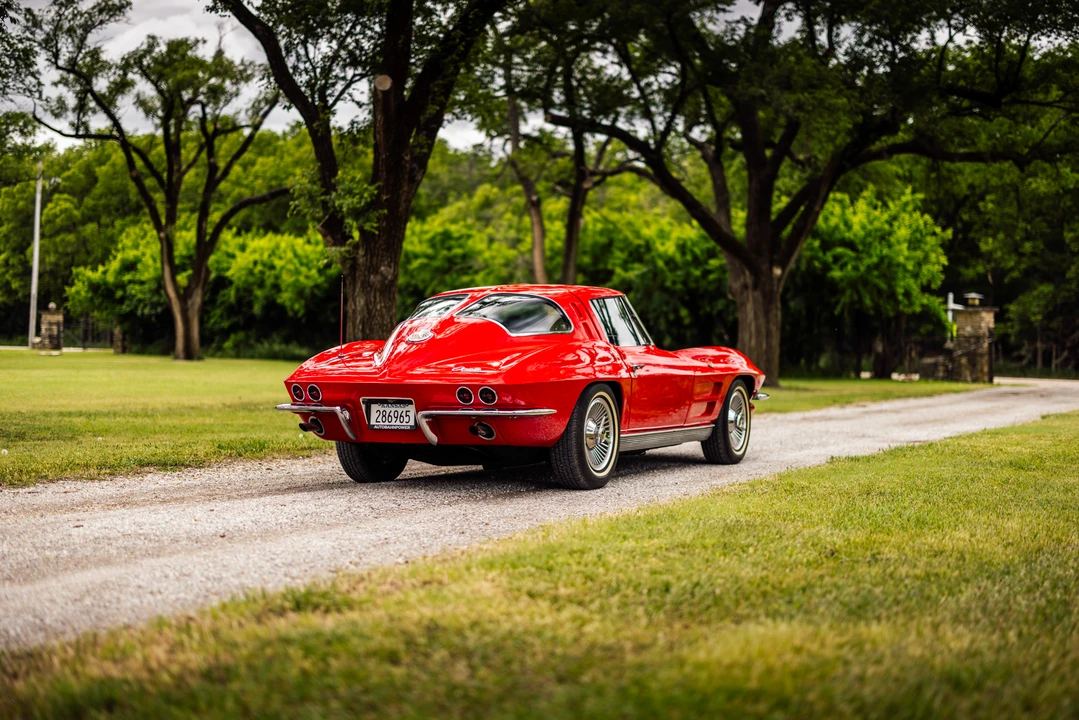 1963 Chevrolet Corvette C2 - Image 12 of 31