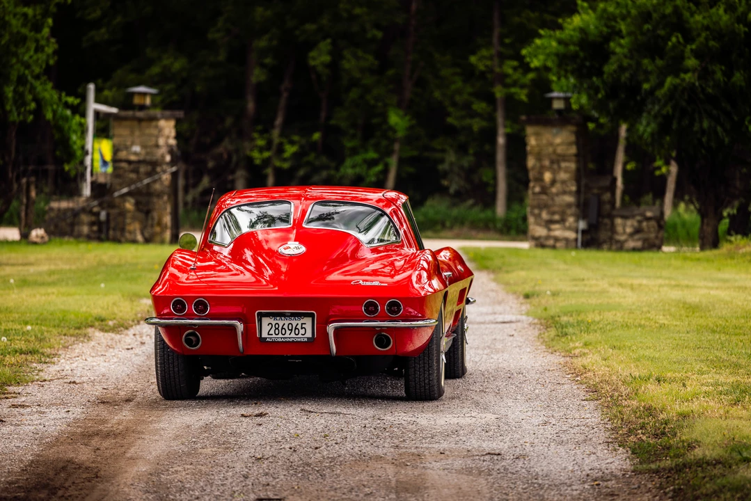 1963 Chevrolet Corvette C2 - Image 18 of 31