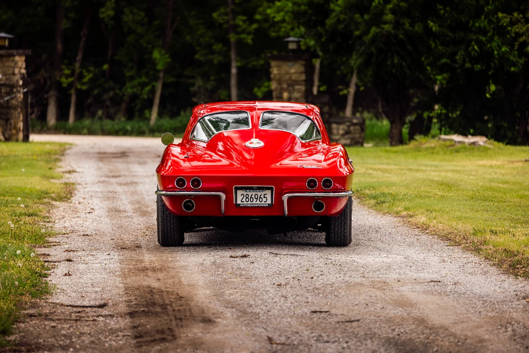 1963 Chevrolet Corvette C2 - Image 19 of 31