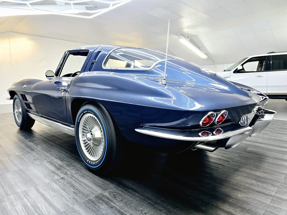 1963 Chevrolet Corvette C2 - Image 12 of 31