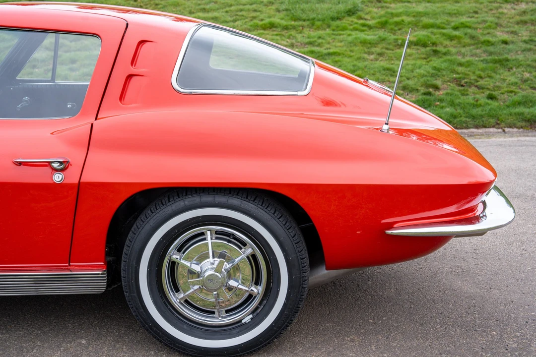 1963 Chevrolet Corvette C2 - Image 14 of 31
