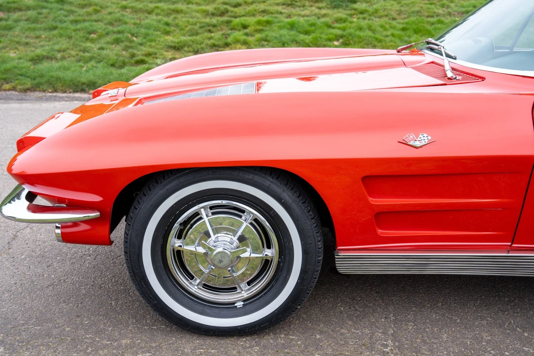 1963 Chevrolet Corvette C2 - Image 22 of 31