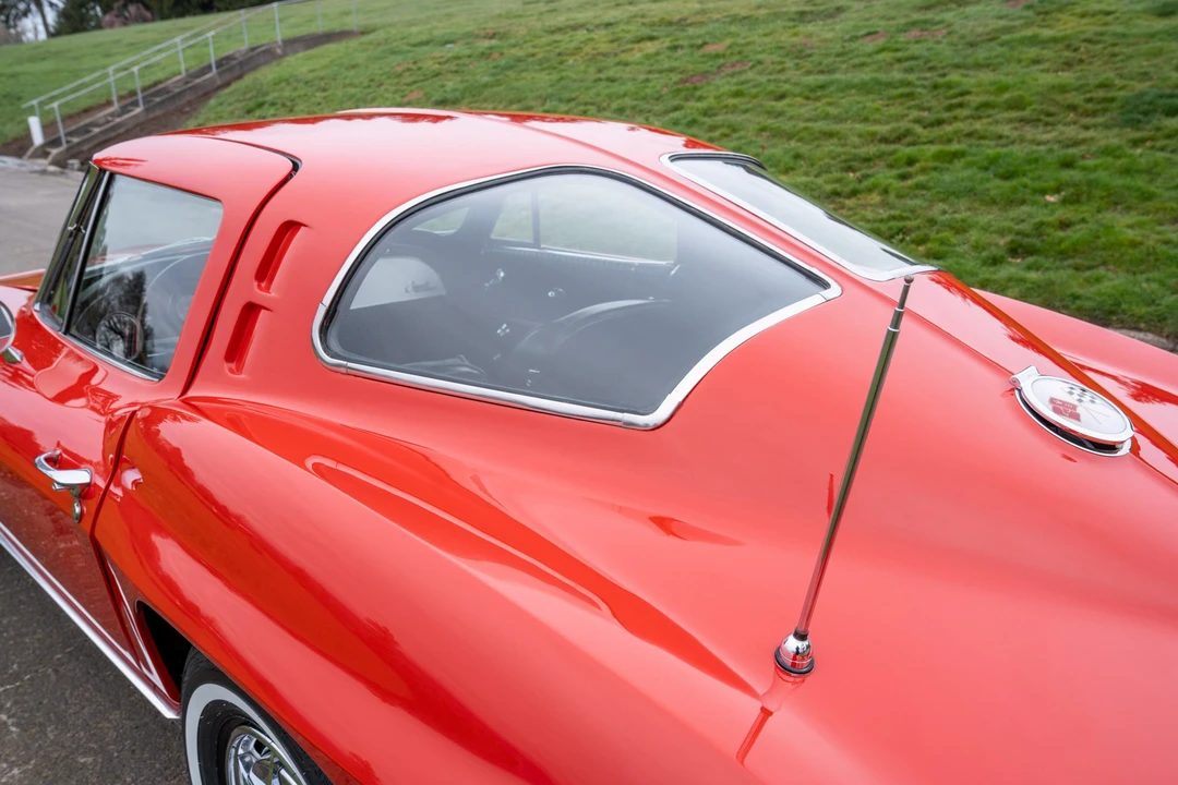 1963 Chevrolet Corvette C2 - Image 15 of 31