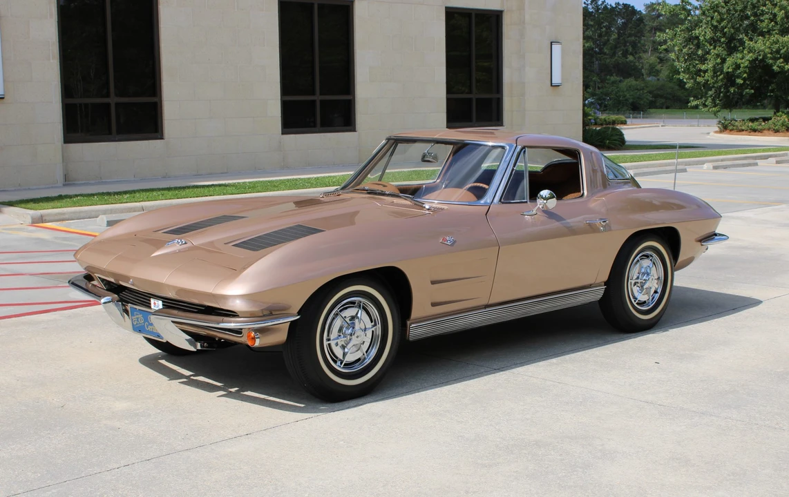 1963 Chevrolet Corvette C2 - Image 2 of 31