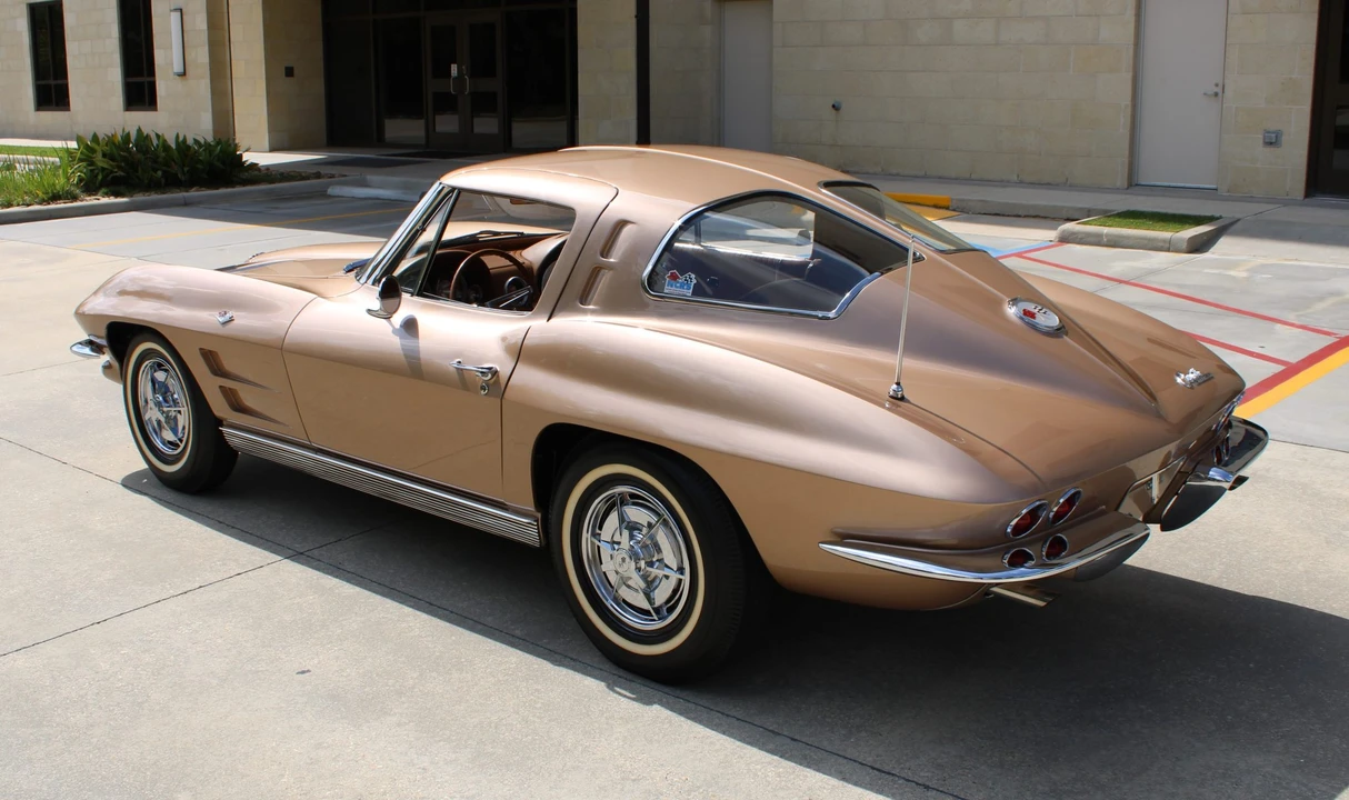 1963 Chevrolet Corvette C2 - Image 9 of 31