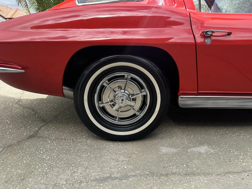 1963 Chevrolet Corvette C2 - Image 21 of 31