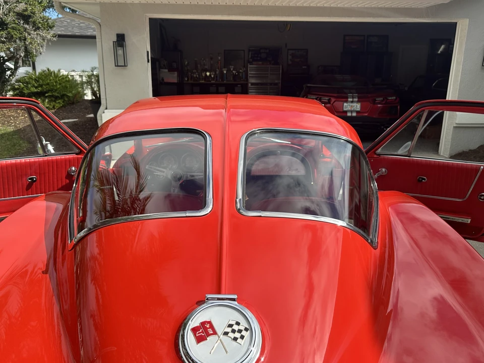 1963 Chevrolet Corvette C2 - Image 23 of 31