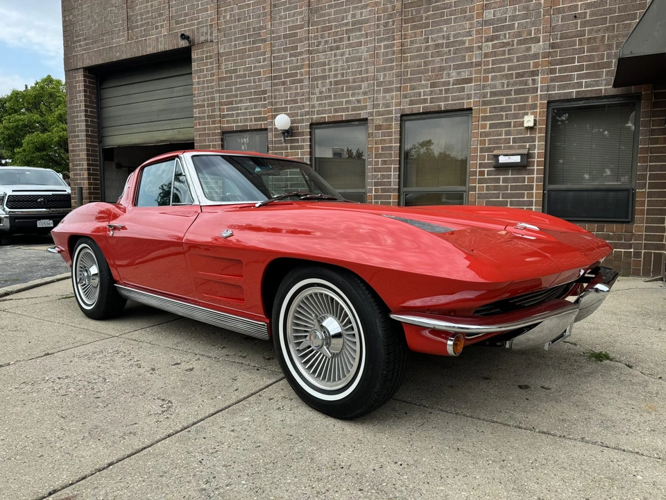 1963 Chevrolet Corvette C2 - Image 18 of 31
