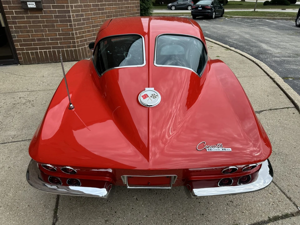 1963 Chevrolet Corvette C2 - Image 11 of 31