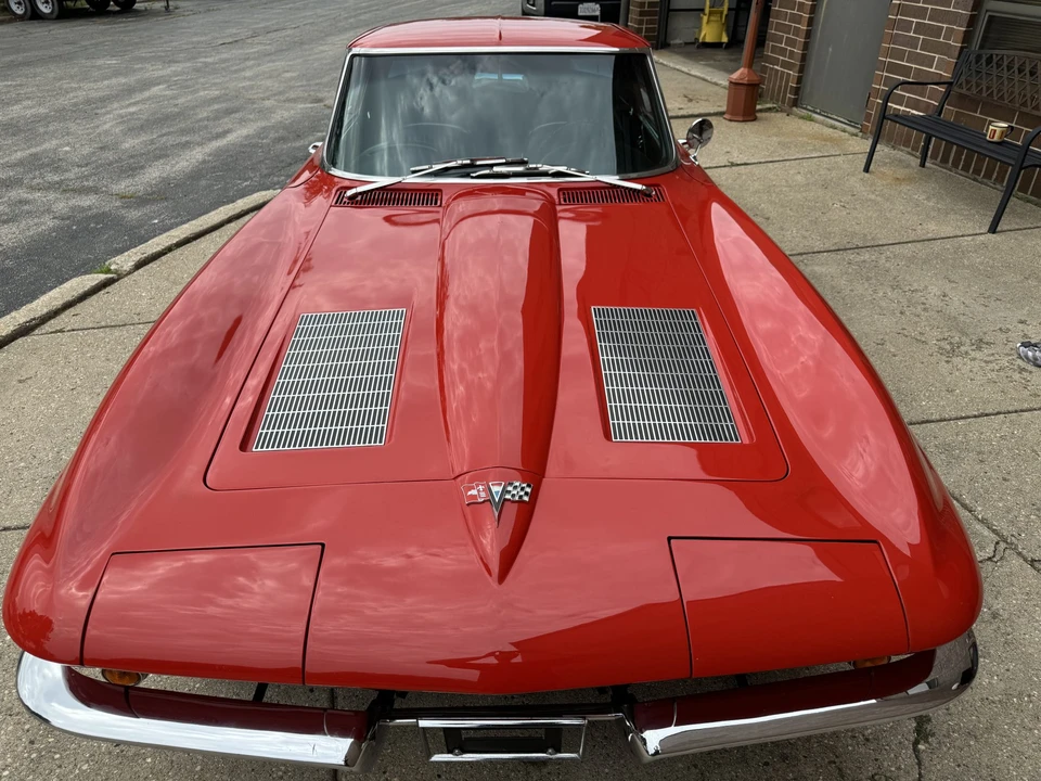 1963 Chevrolet Corvette C2 - Image 20 of 31