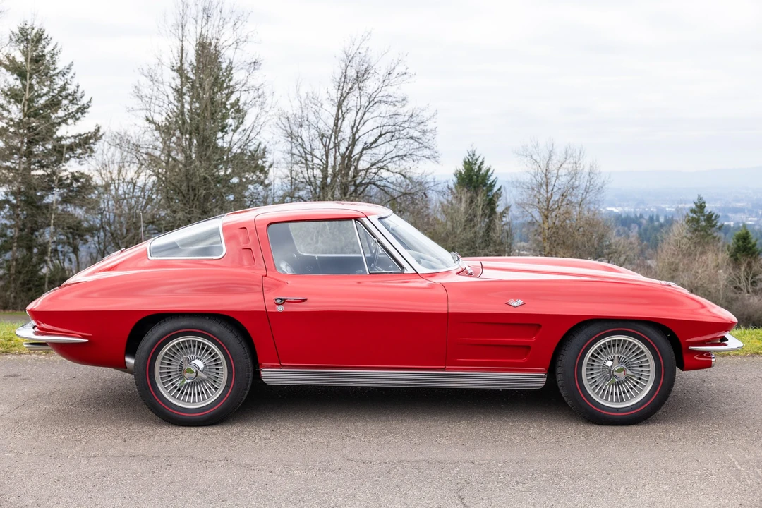 1963 Chevrolet Corvette C2 - Image 11 of 31