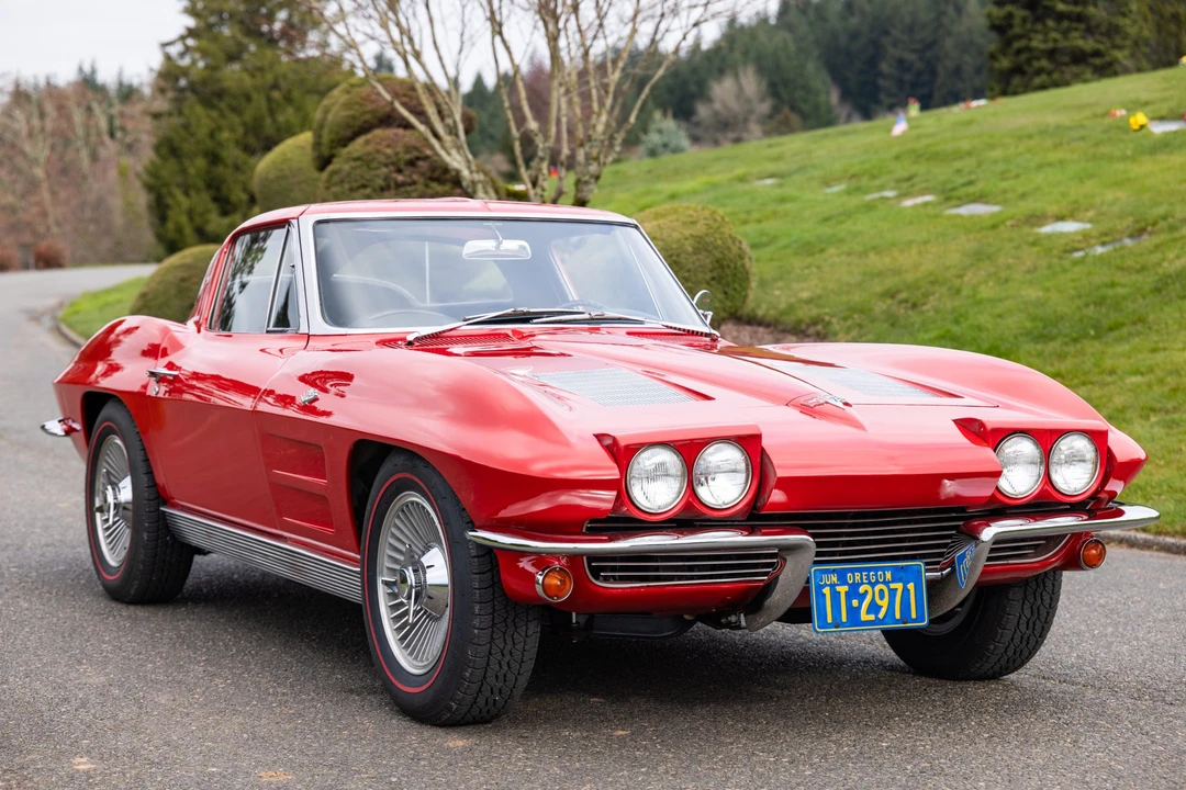 1963 Chevrolet Corvette C2 - Image 8 of 31