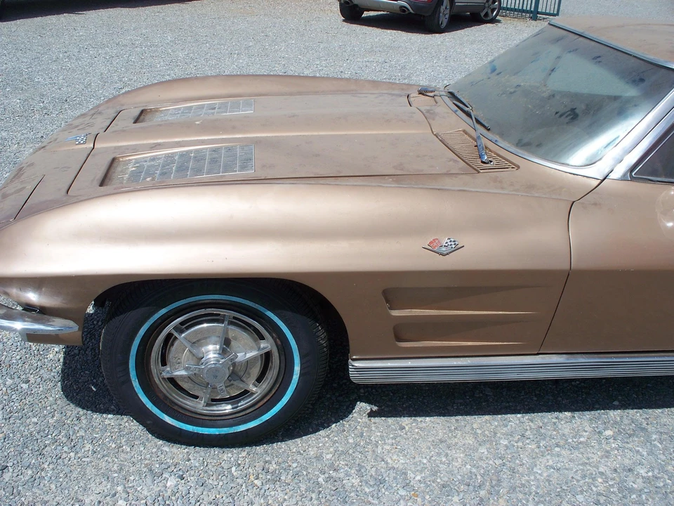1963 Chevrolet Corvette C2 - Image 16 of 31