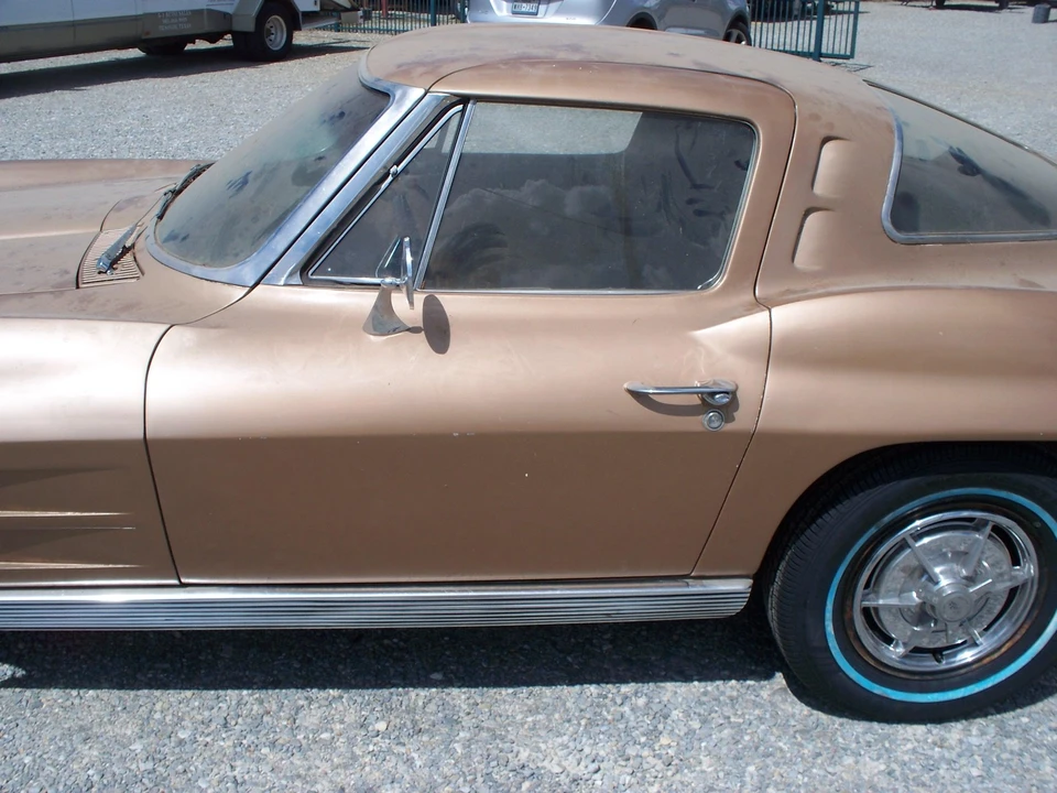 1963 Chevrolet Corvette C2 - Image 18 of 31