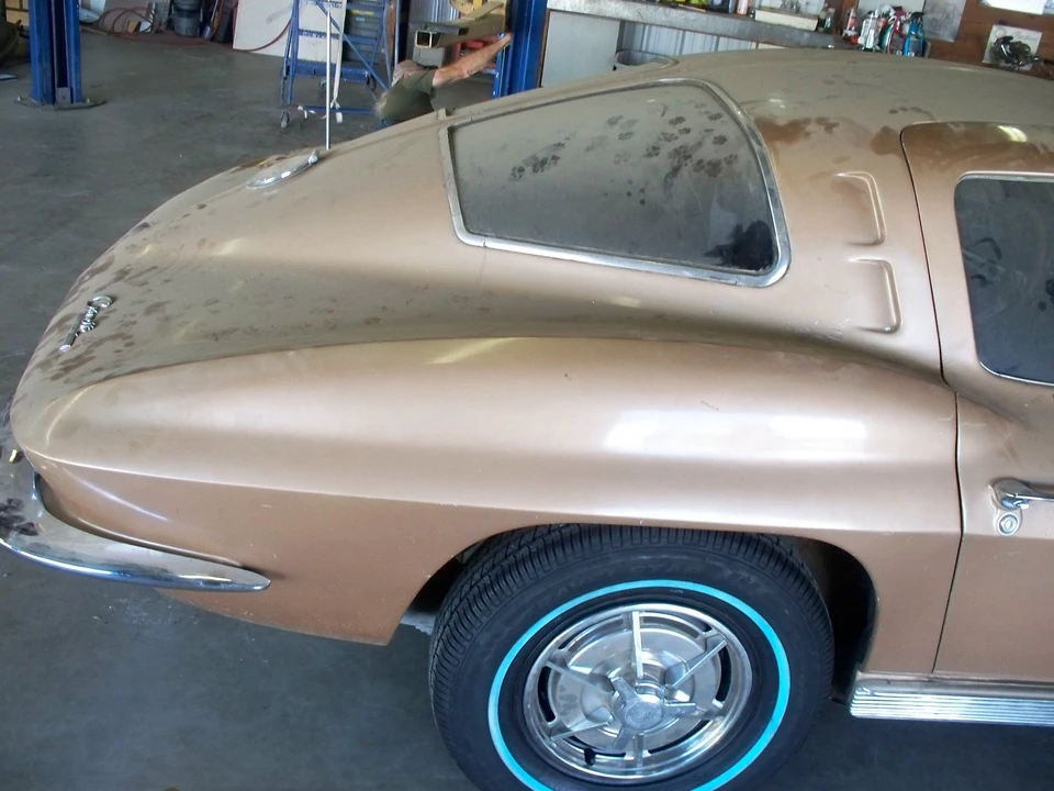 1963 Chevrolet Corvette C2 - Image 21 of 31