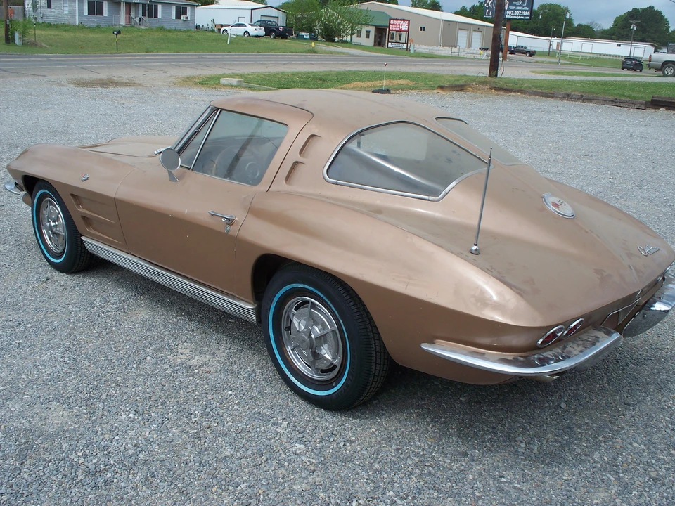 1963 Chevrolet Corvette C2 - Image 4 of 31