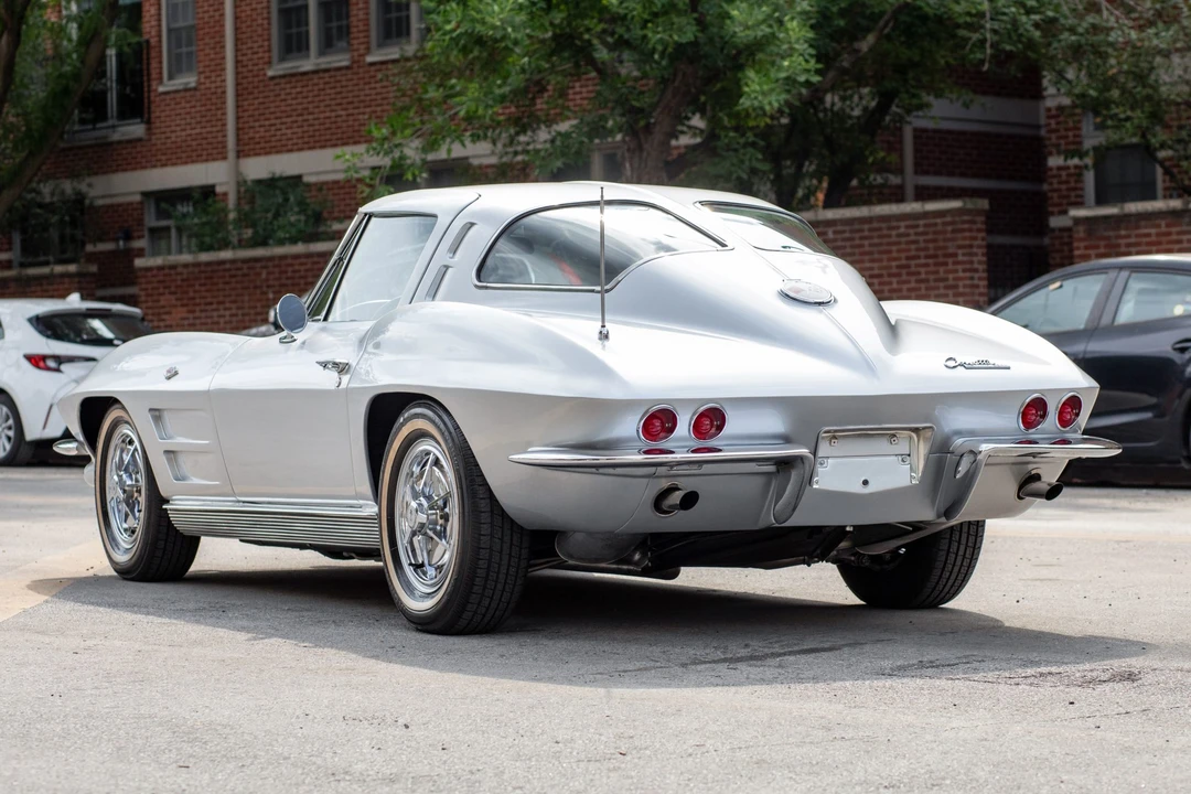 1963 Chevrolet Corvette C2 - Image 4 of 31